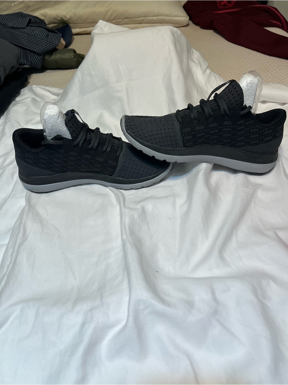 Under Armour Black Lightweight Training Shoes - Picture 4 of 5